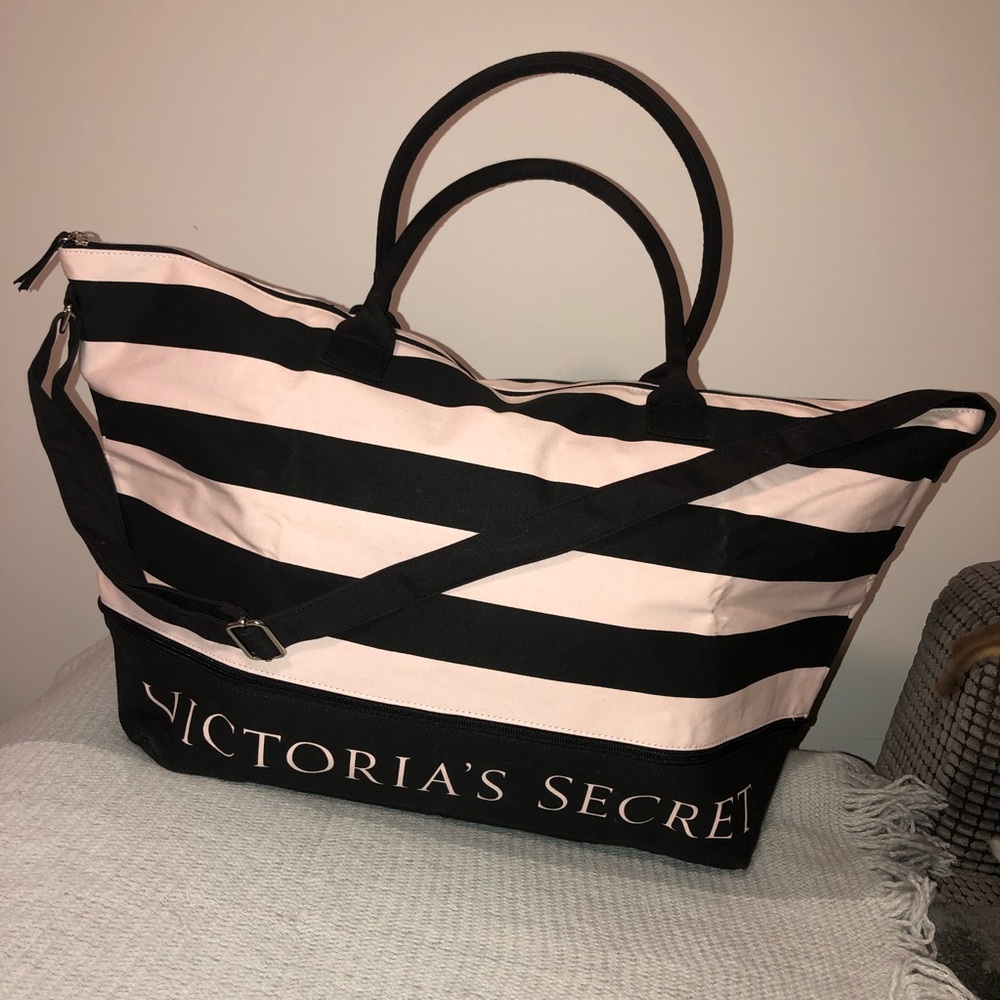 ๐ Victorias Secret Bags Bundle!! ๐ - Picture 4 of 8